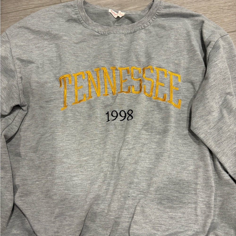 ROMWE Gray and Yellow Crewneck Sweater